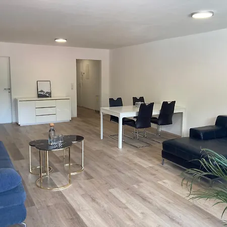 Appartement Geraeumiges Mit Weitblick 1-6 Personen *