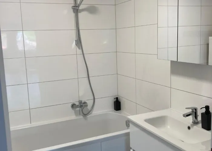 Geraeumiges Mit Weitblick 1-6 Personen Апартаменты Имст